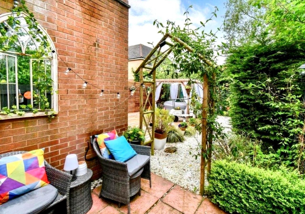 Ferienwohnung Cosy Garden Flat, Private Hot Tub & Four Poster Bed York Exterior foto