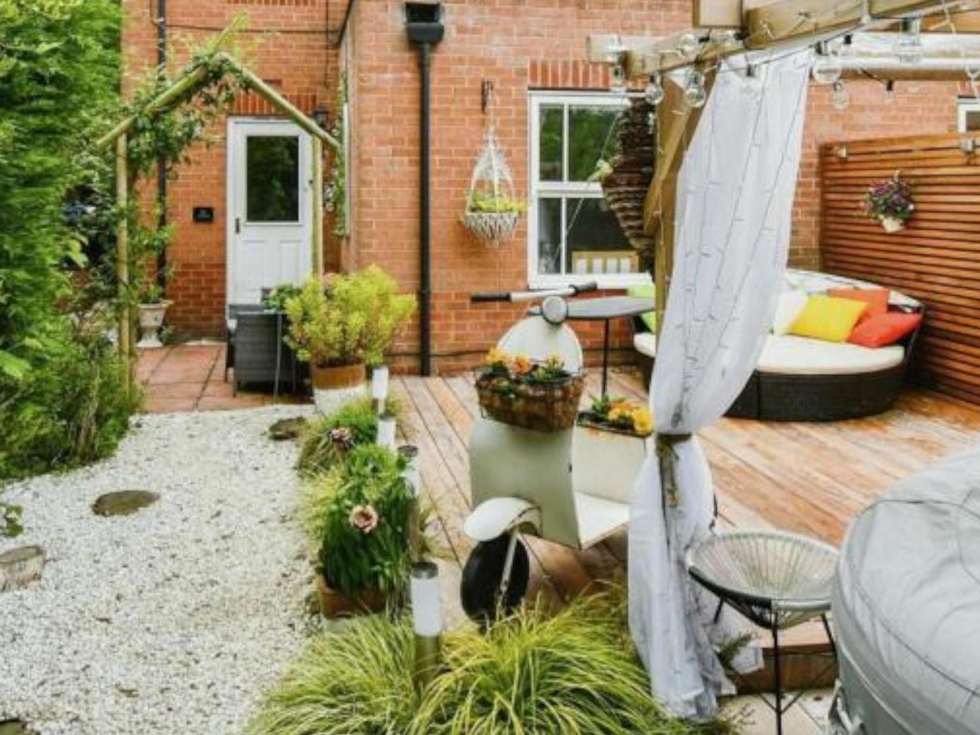 Ferienwohnung Cosy Garden Flat, Private Hot Tub & Four Poster Bed York Exterior foto